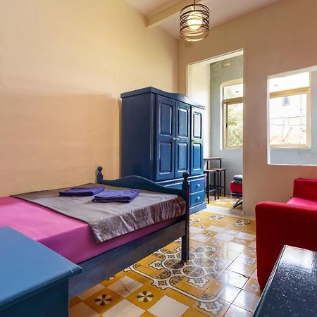 Quiet Twin Room With Private Bathroom, Not Ensuite 斯利马 外观 照片