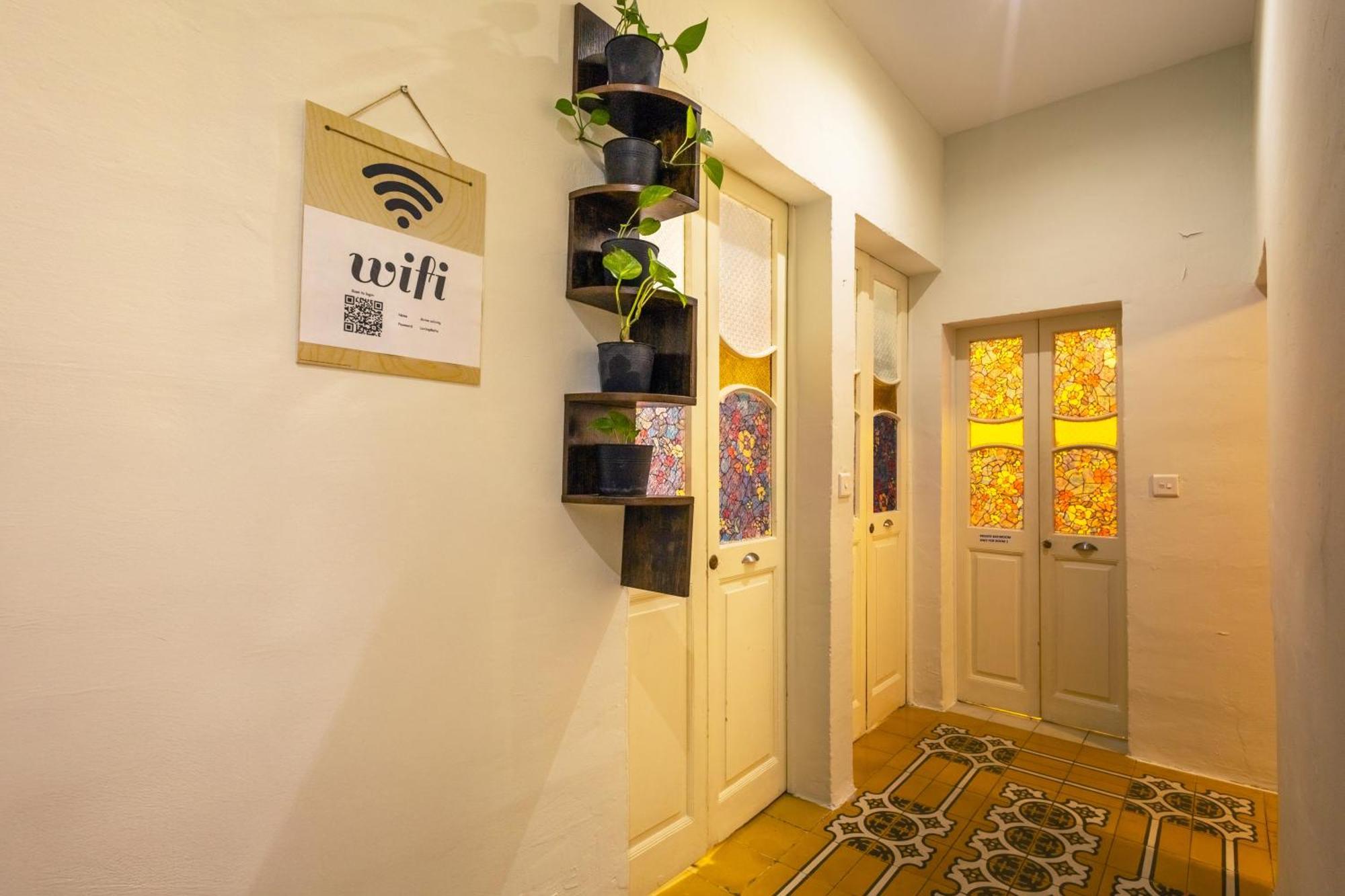 Quiet Twin Room With Private Bathroom, Not Ensuite 斯利马 外观 照片